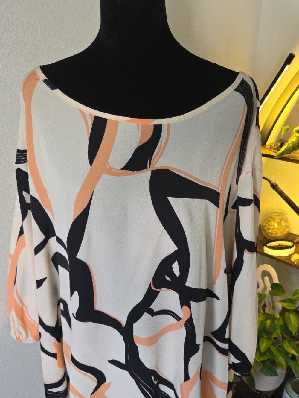 Peach & Black Abstract  Tunic Top - 3XL - Picture 3 of 6